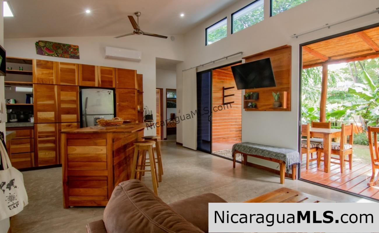 SOLD - Beach House Walking Distance to Ocean at Hacienda Iguana - Image 20