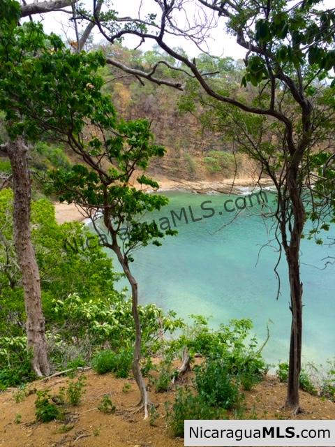 Amazing ocean views and walking distance to the beach - Image 2