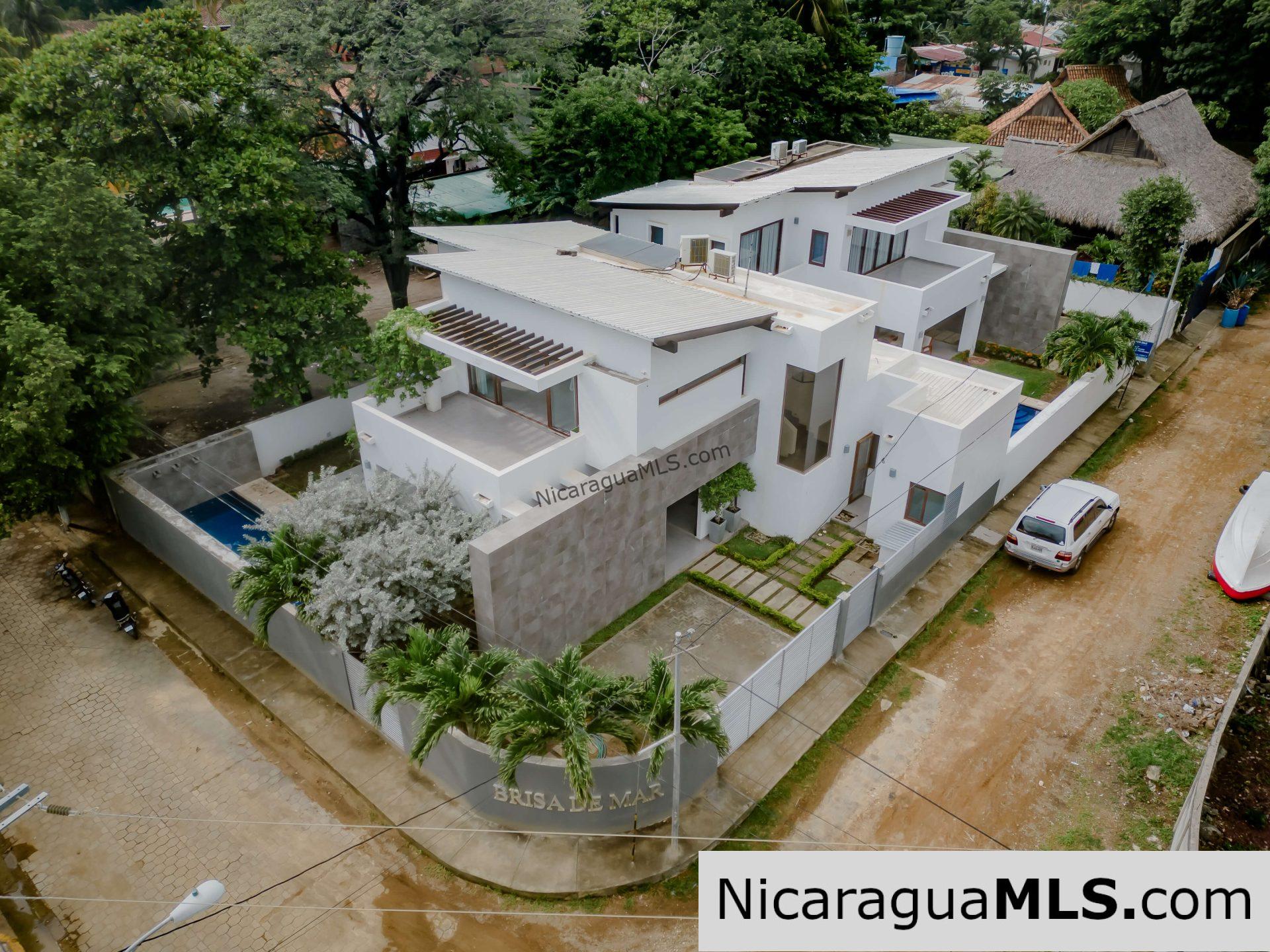 Casa Brisa de Mar in La Talanguera steps from the San Juan del Sur sand - Image 2