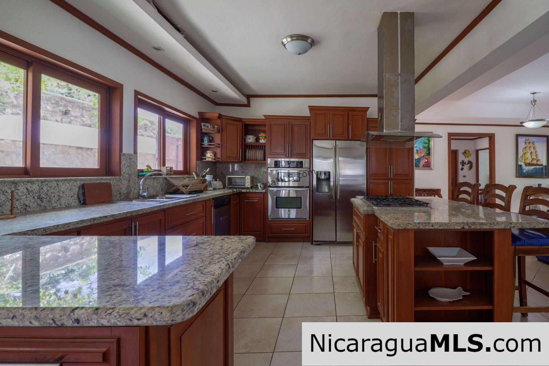 Casa Los Suenos at La Talanguera Neighborhood - Image 8