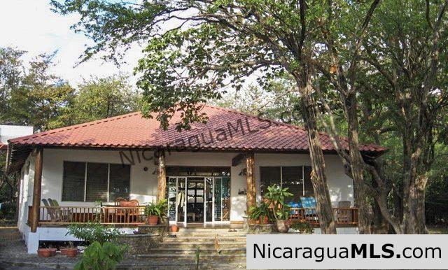 Casa Panama Beachfront Home on Playa El Coco