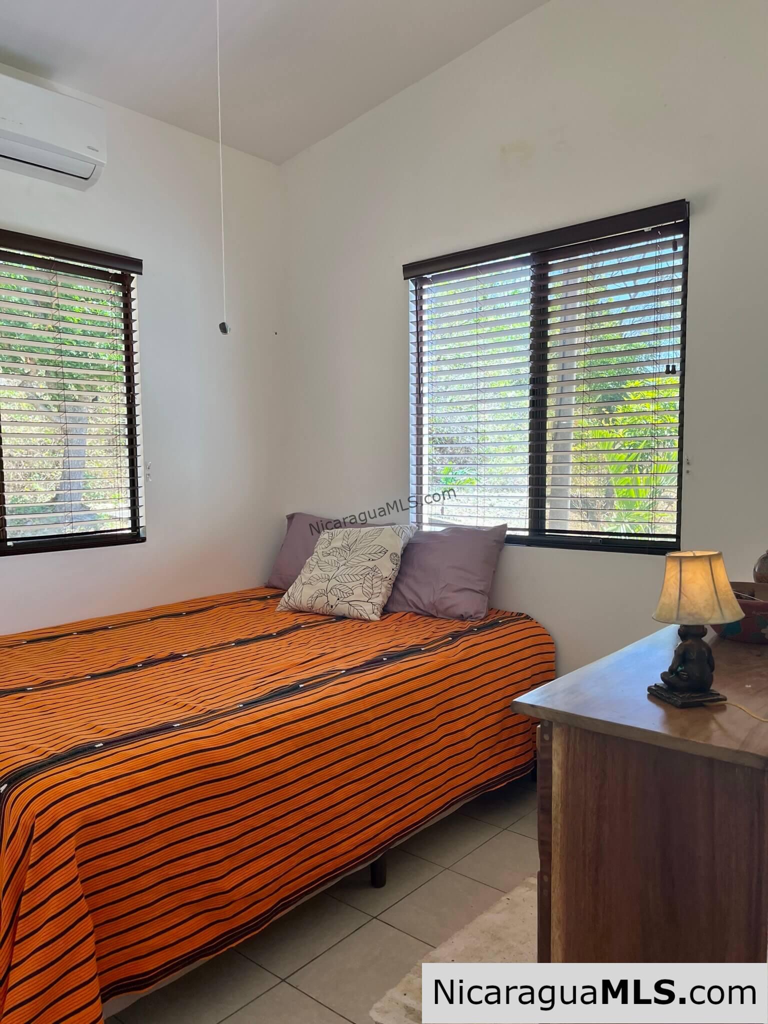 Two singles houses in one property at Camino del Sol - Image 8