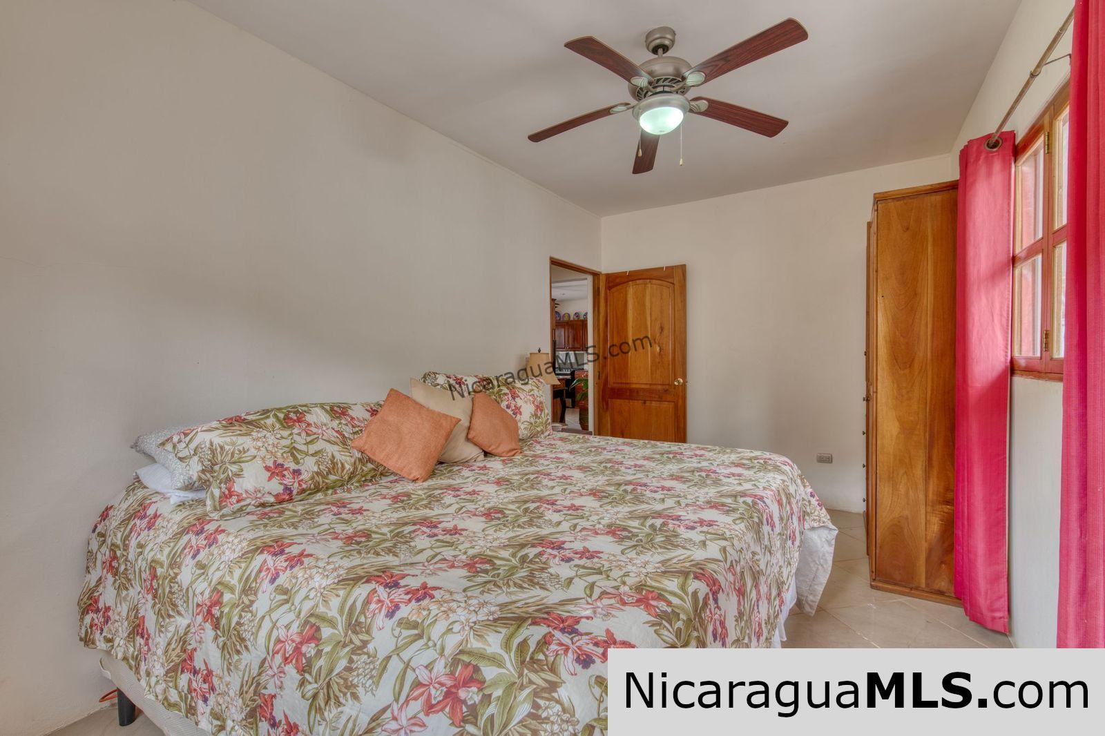 Ocean View Home Walking Distance to Playa Yankee - Image 14