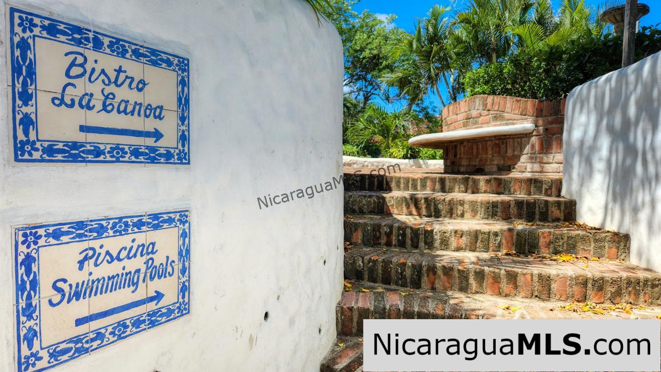 SOLD - Casa Fantasia Pelican Eyes Ocean View Top of Hill - Image 18