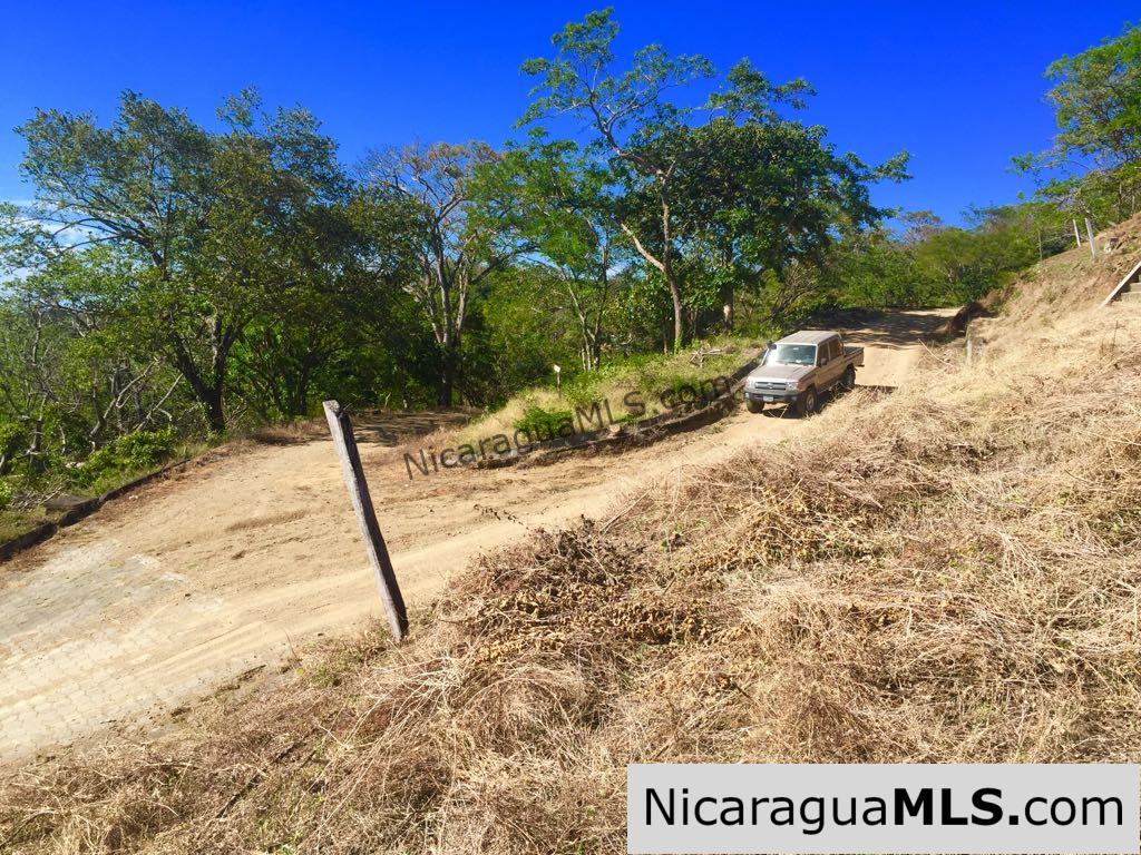 Amazing views of Playa Maderas and Costa Rica - Image 14