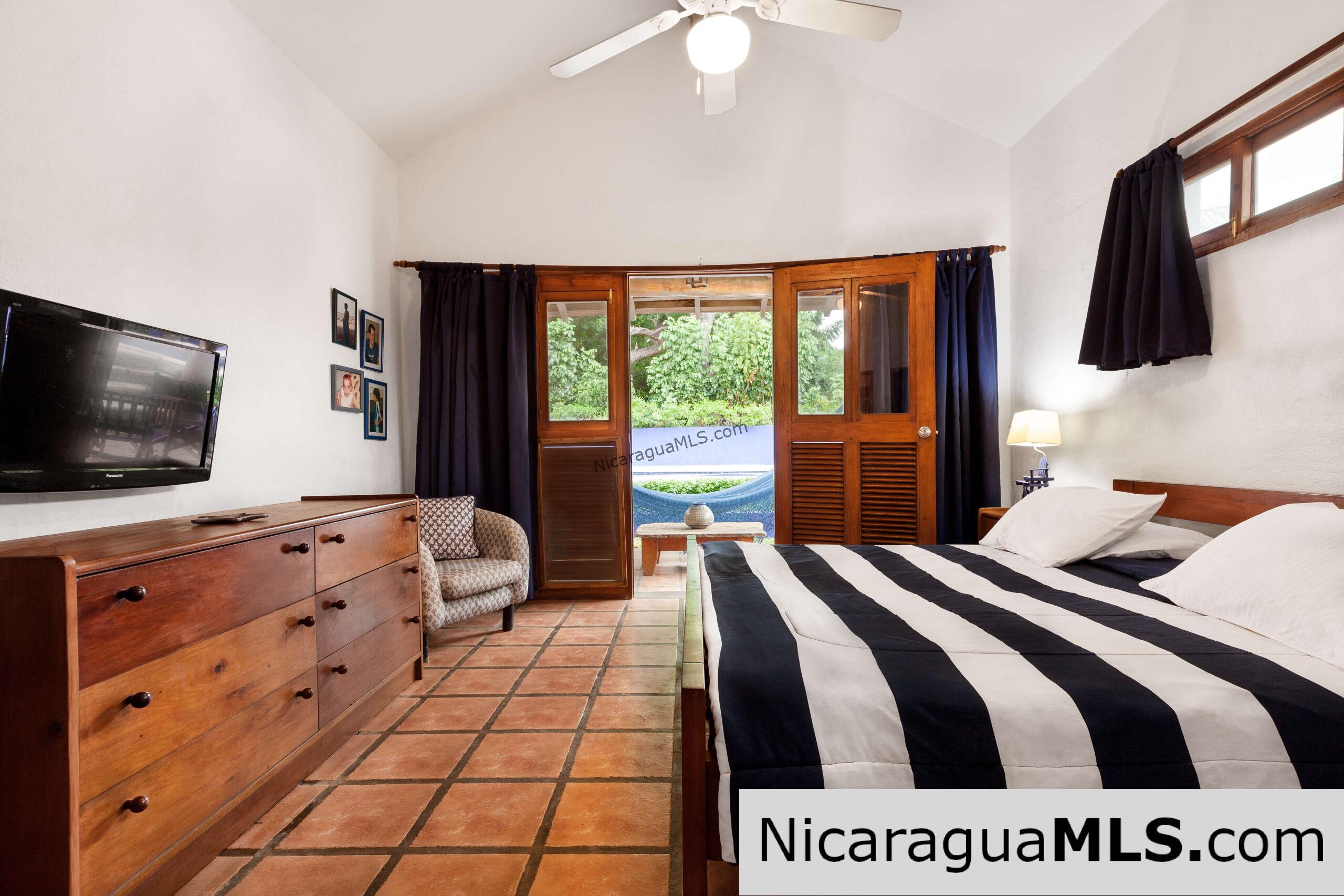 Casa Blu, a hacienda-style home near the beach. - Image 13