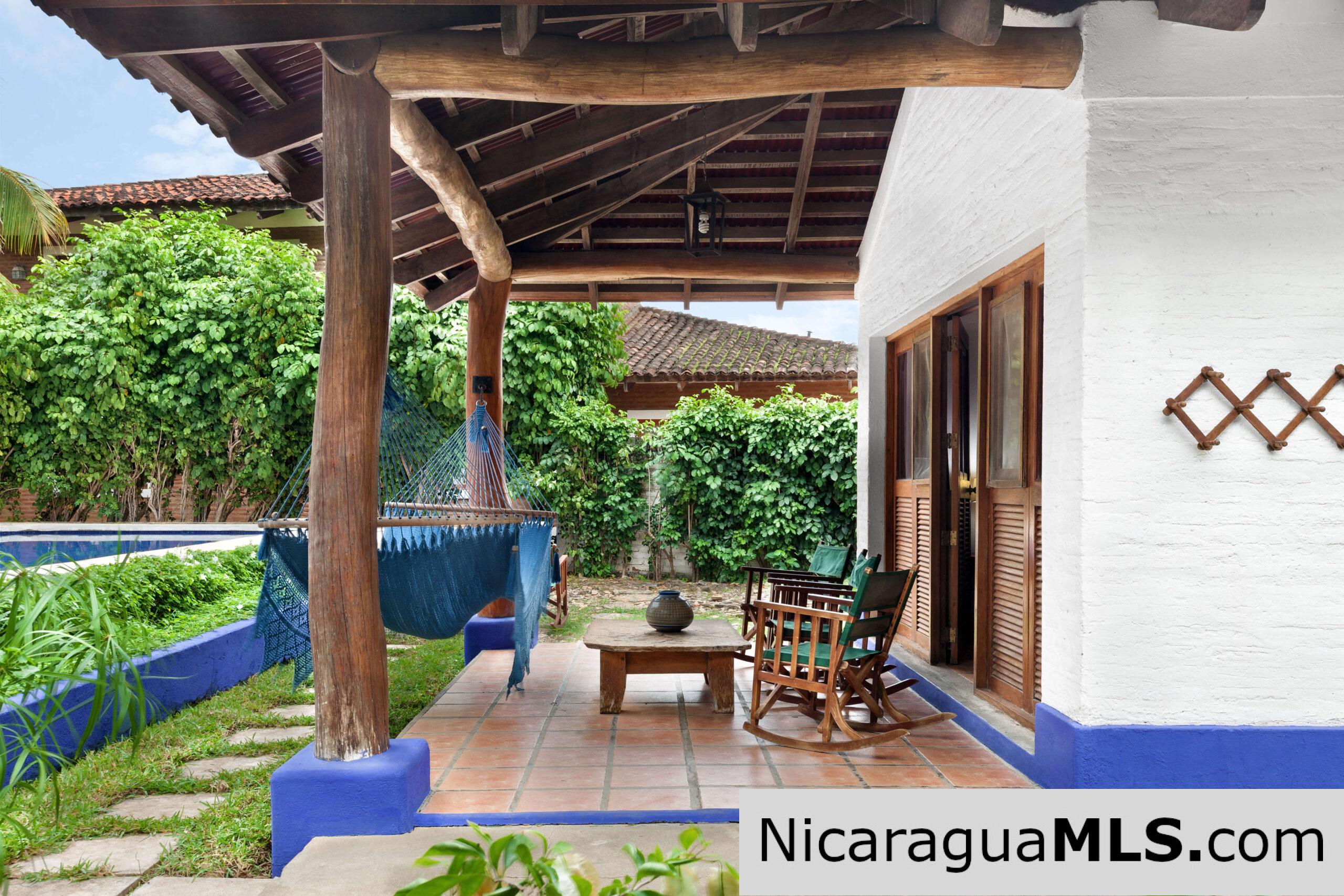 Casa Blu, a hacienda-style home near the beach. - Image 15