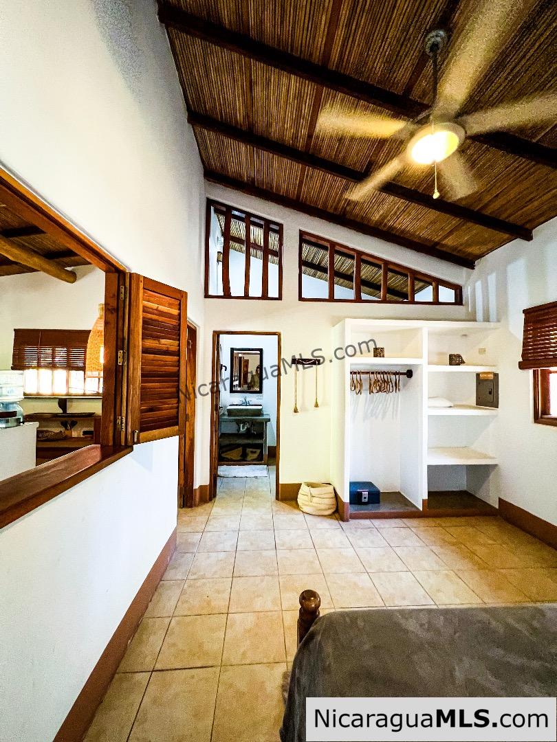 SOLD - Beautiful Turn Key Casita close to Playa Maderas - Image 16
