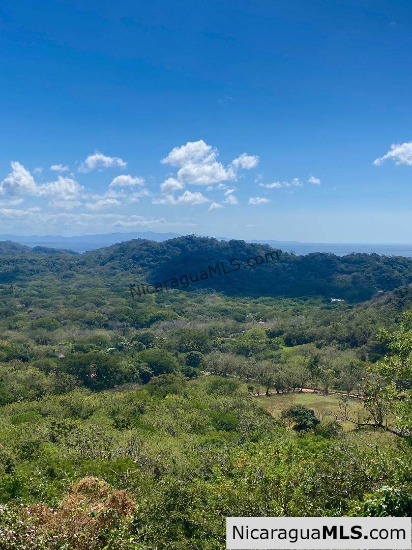 Vista Cinco Bahias lot 20 at Playa Maderas, north of San Juan del Sur - Image 11