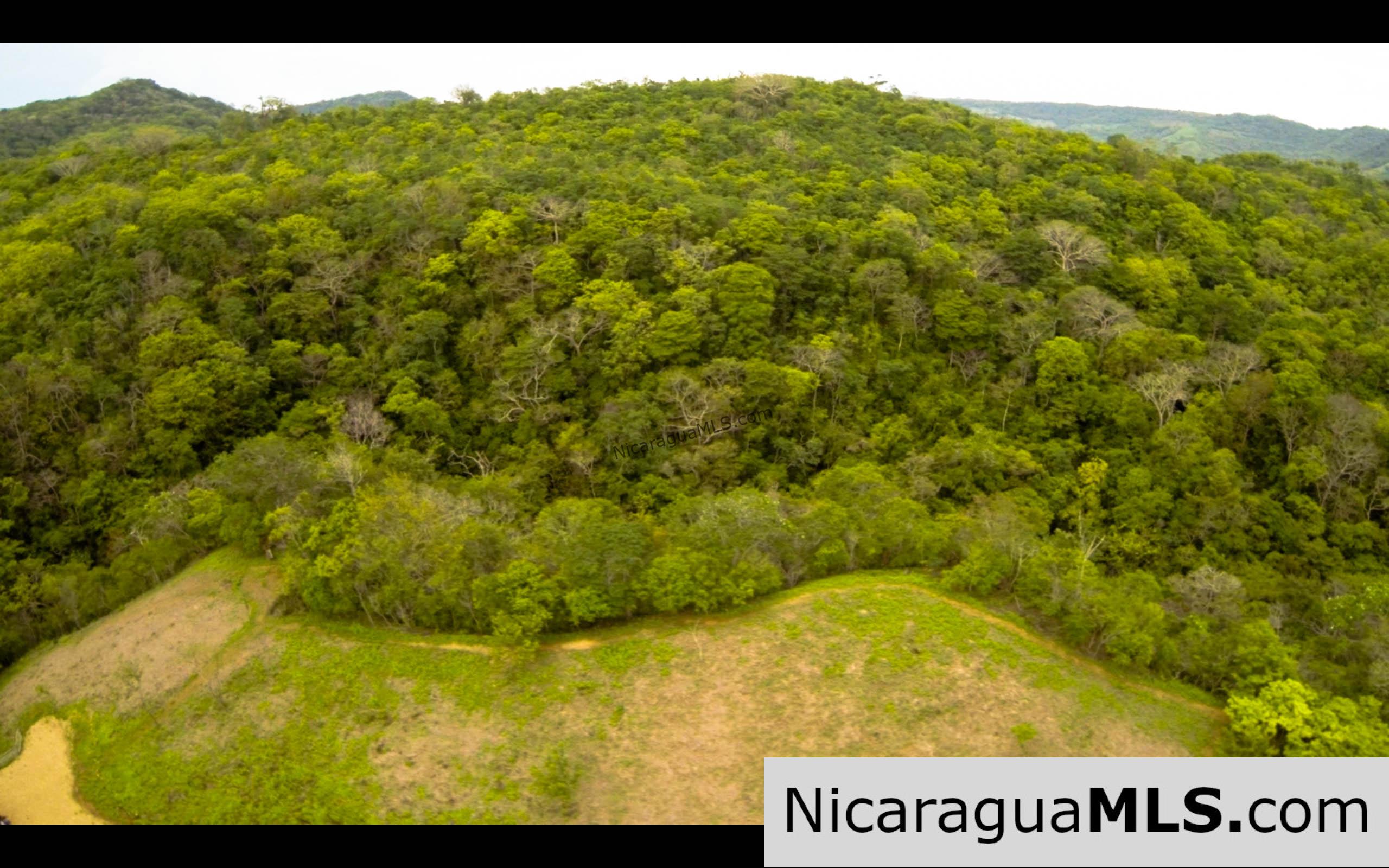 Discounted Lots near Playa Hermosa. - Image 4