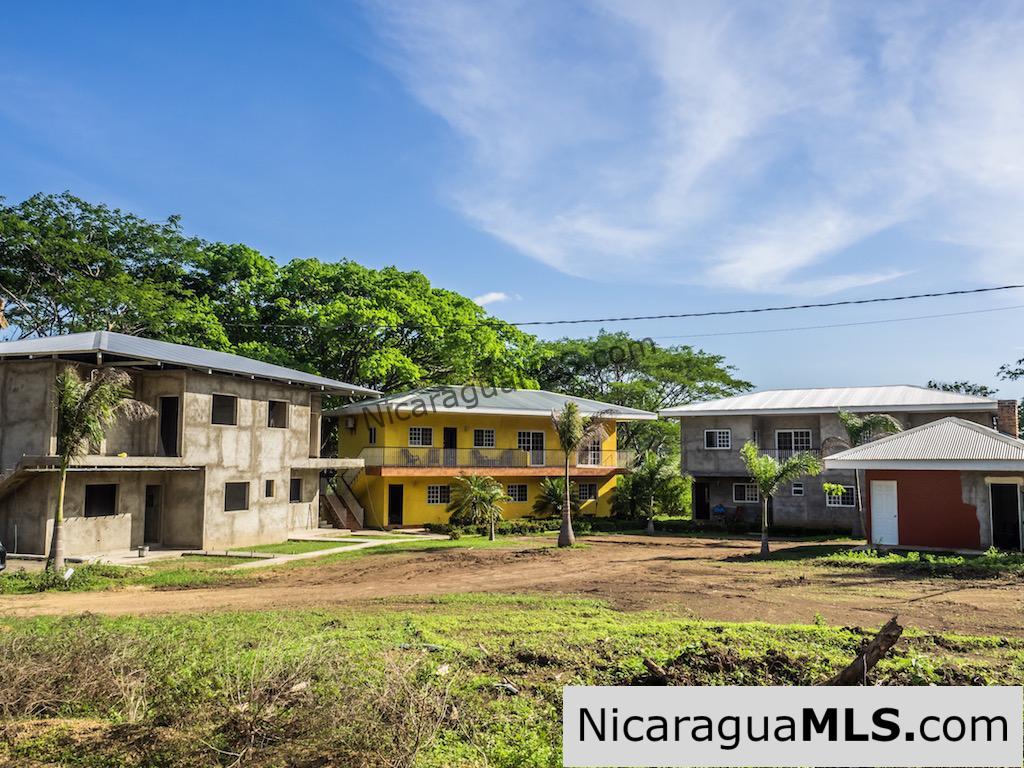 Las Escadas Studio Apartment for Rent Close to Town - Image 12