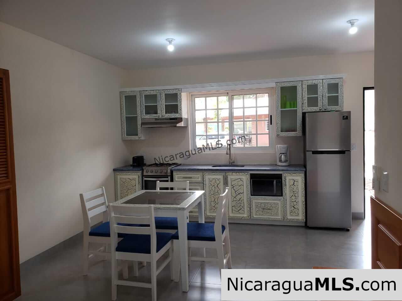 Las Escadas- One & two bdrm Condos - Image 10