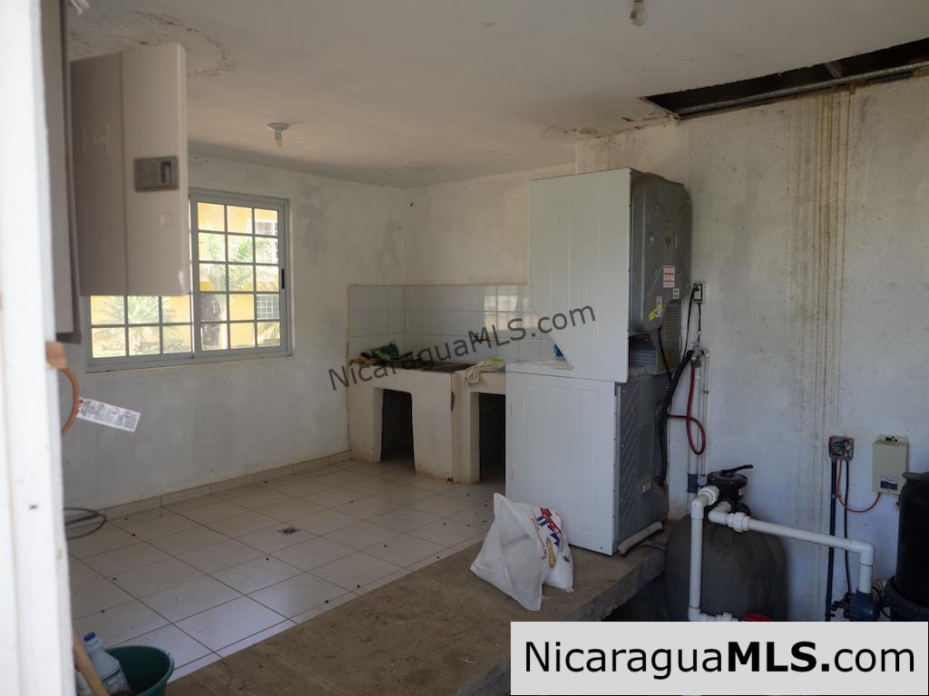 Las Escadas Studio Apartment for Rent Close to Town - Image 22
