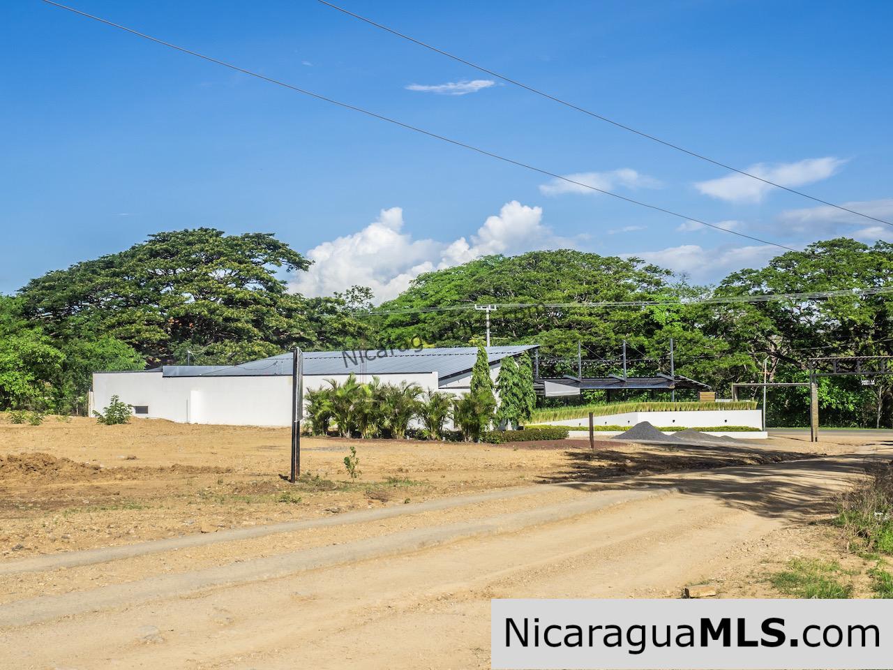 Las Escadas Studio Apartment for Rent Close to Town - Image 21