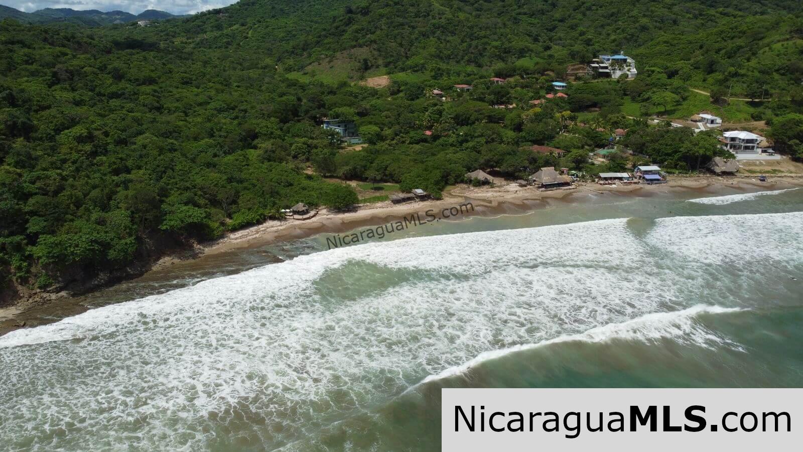 Oceanfront lots in Playa Remanso - Image 9