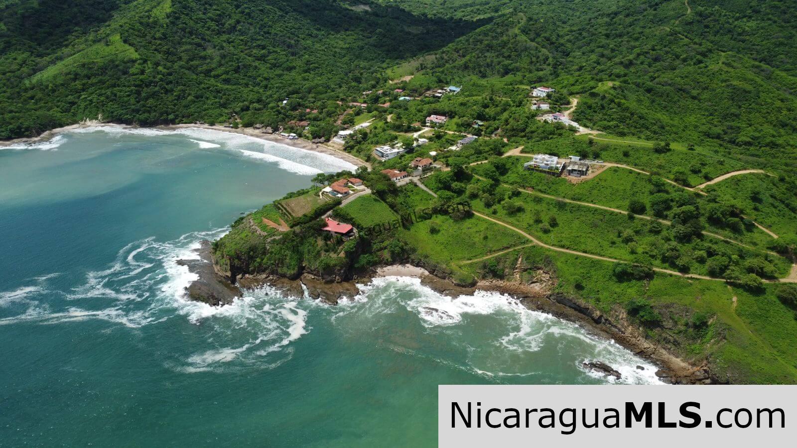 Oceanfront lots in Playa Remanso - Image 12