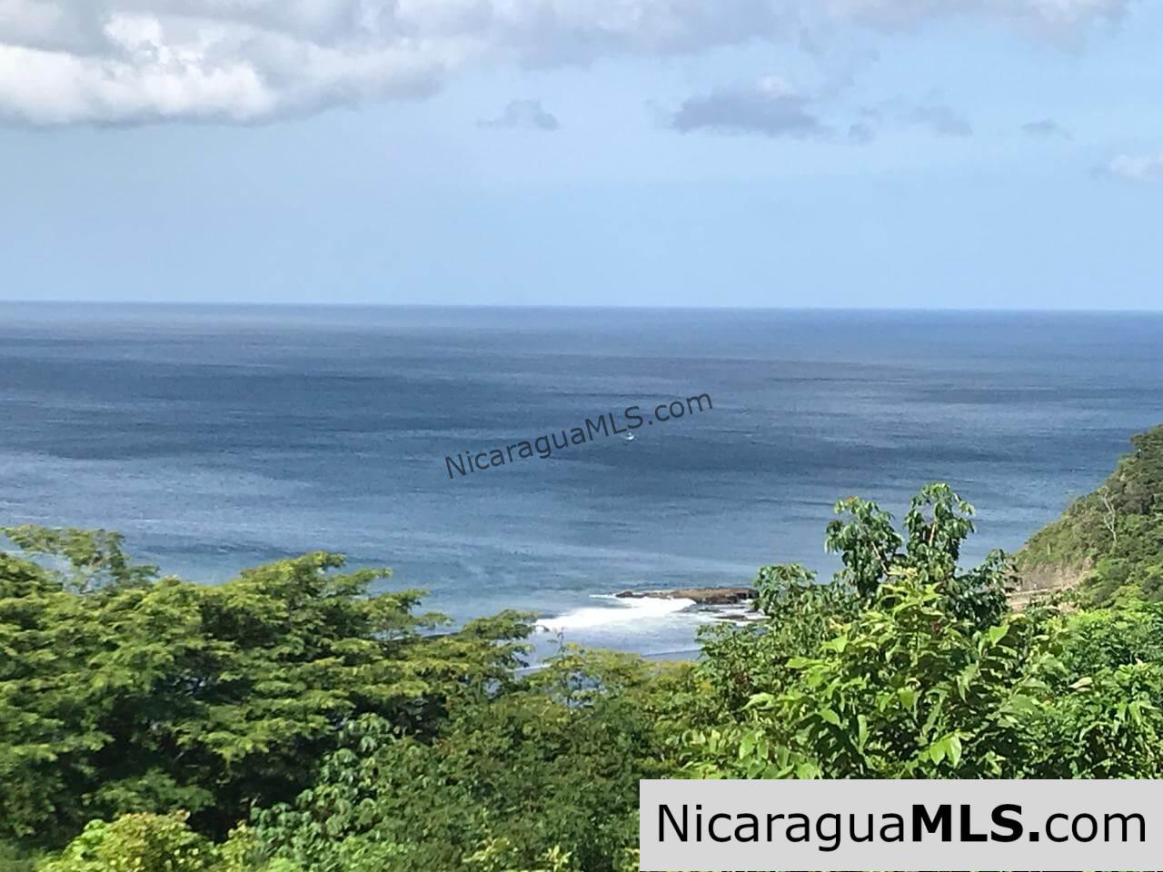 Premium Lots in Playa Remanso, San Juan del Sur - Image 9