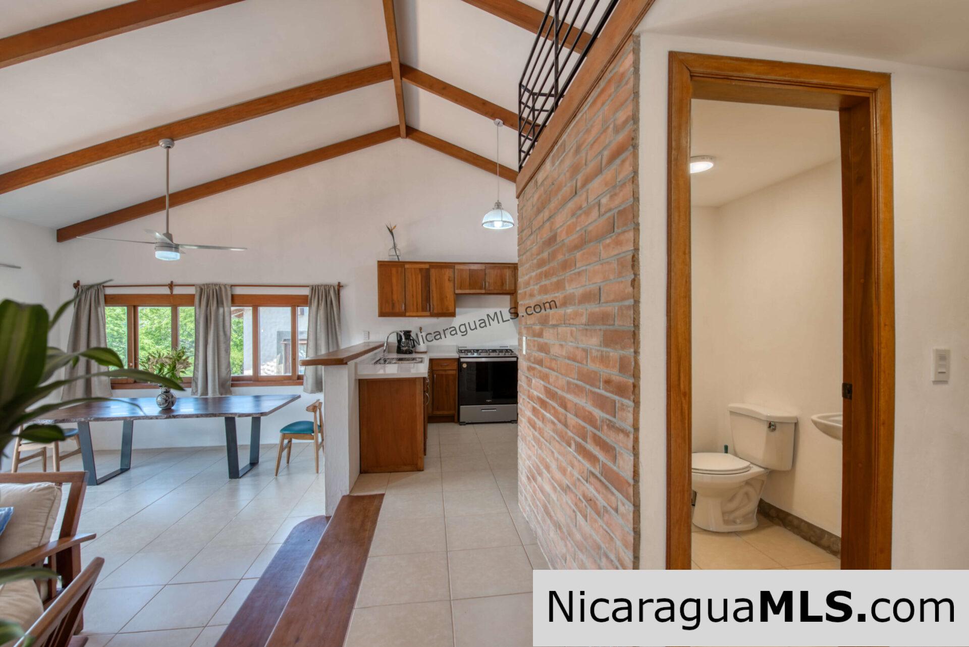 Charming House in Residencial Montemar - Image 13