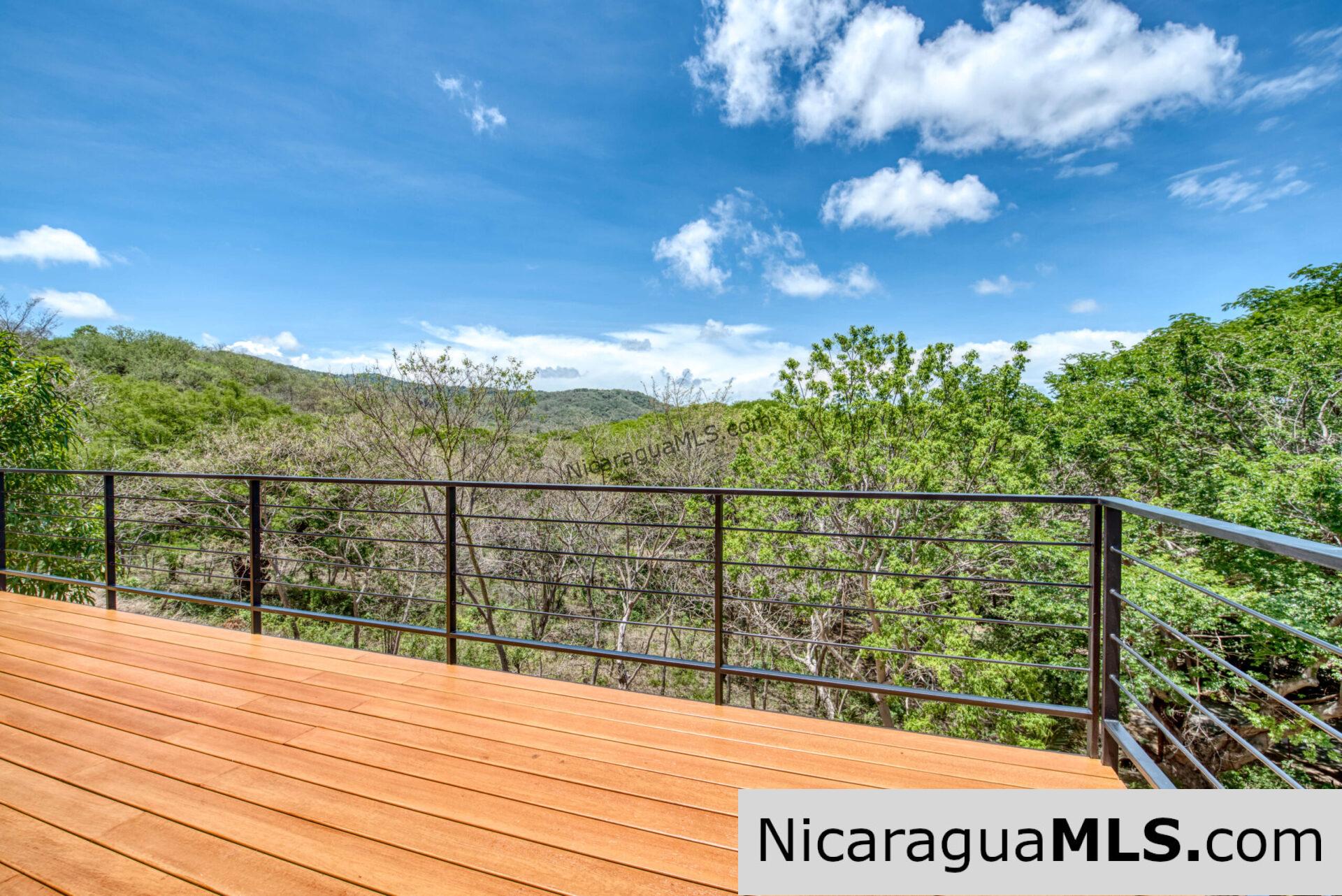 Charming House in Residencial Montemar - Image 8
