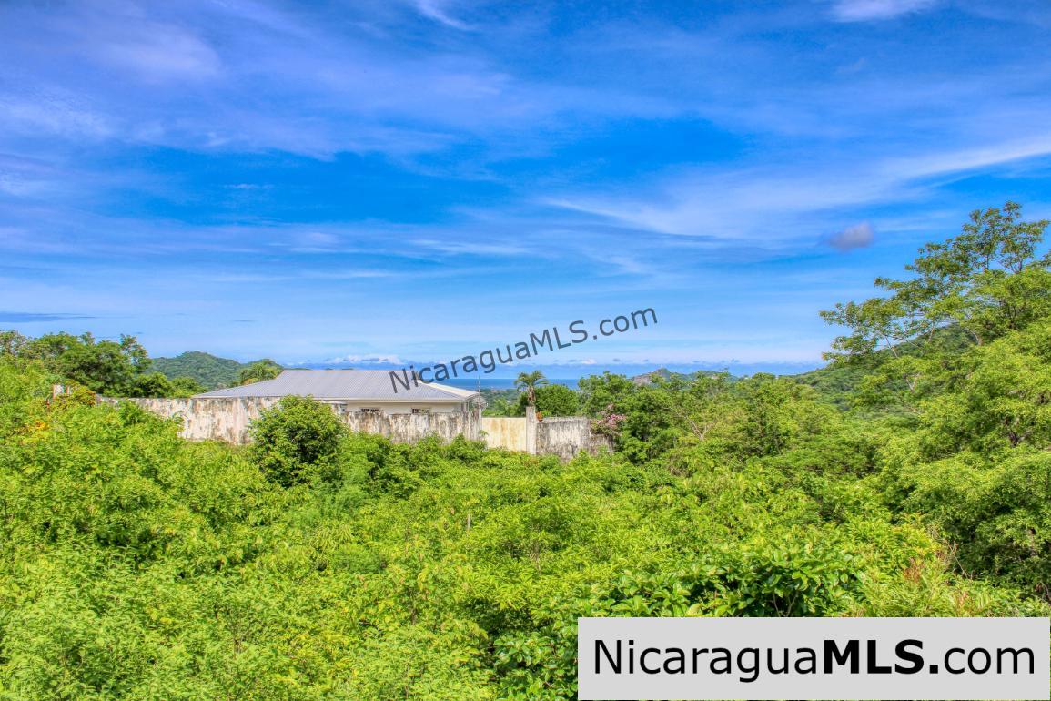 Panoramic View Estate 3 bed house 8.5 Acres in El Oro - Image 2