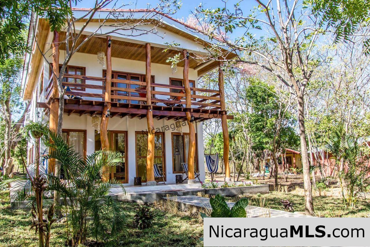 SOLD - Beautiful 2 Bedroom home at Mango Rosa North Of San Juan del Sur