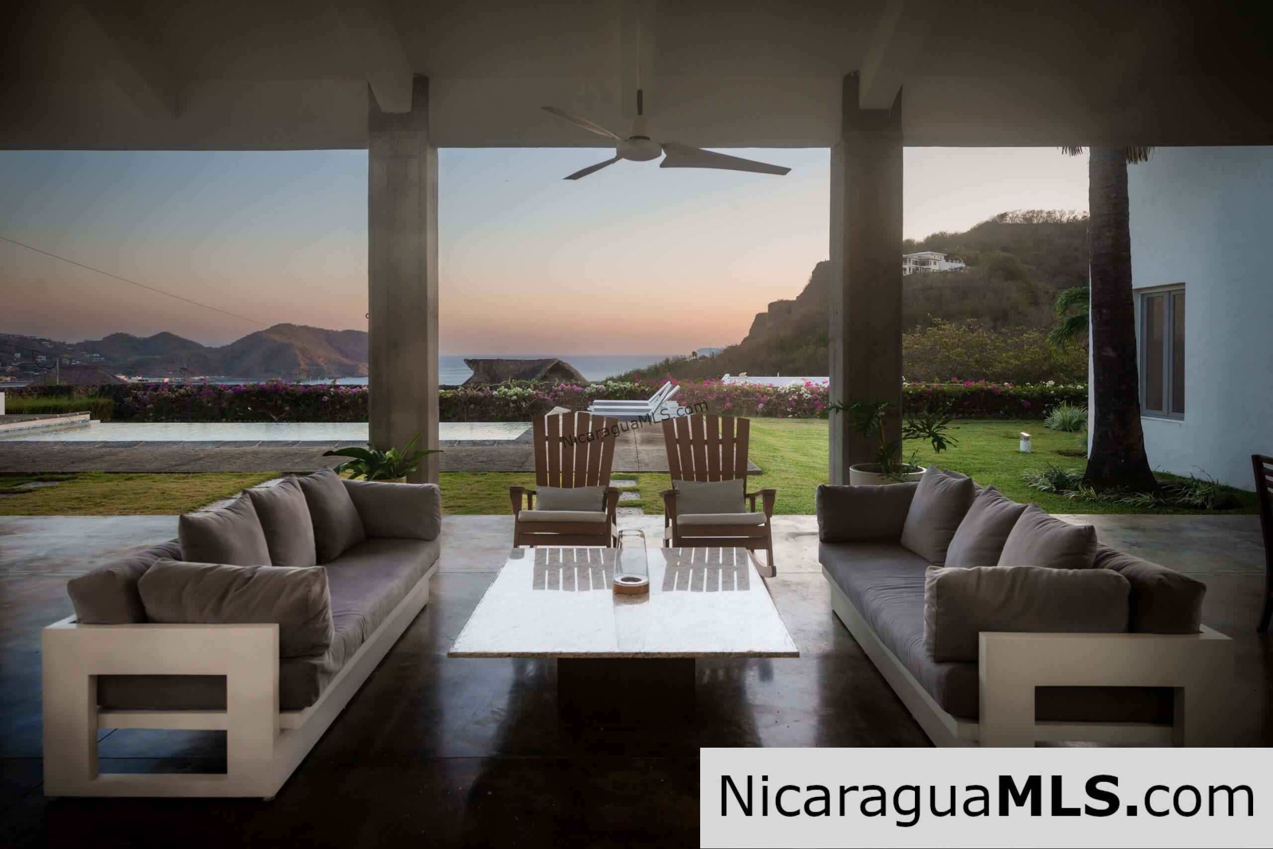 Casa Paulina a luxury home at Lomas de San Juan - Image 3