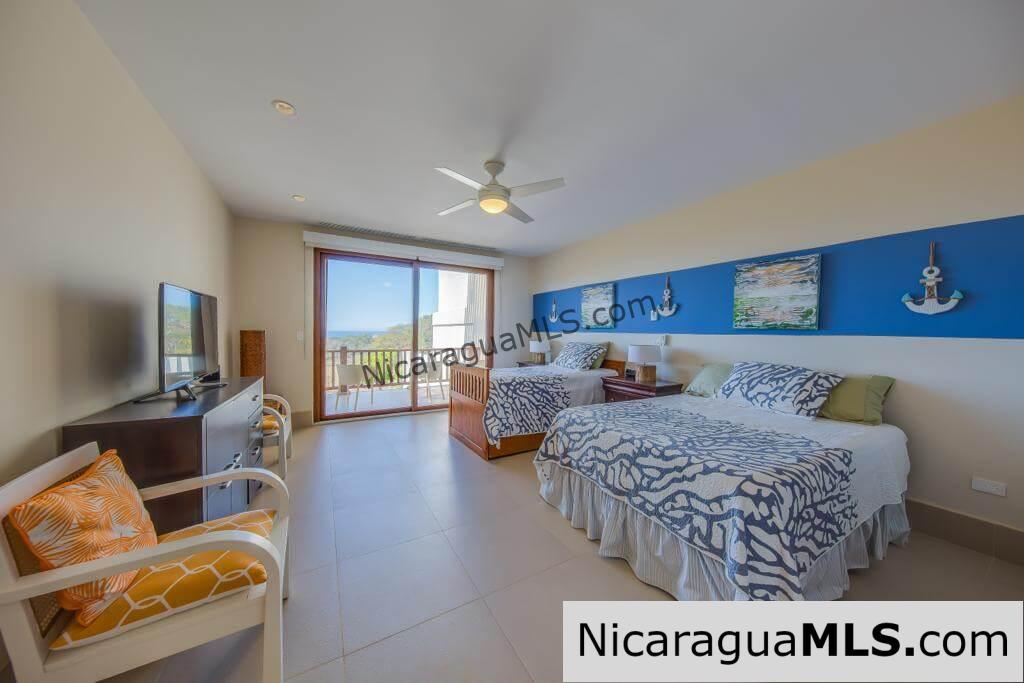 SOLD - Villa 8 Verdemar, a luxurious two-story, 4-bedroom villa with an annex bungalow at the Guacalito Island Resort. Tola, Nicaragua. - Image 18
