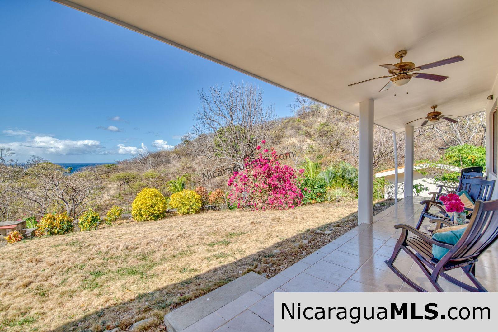 Ocean View Home Walking Distance to Playa Yankee - Image 4