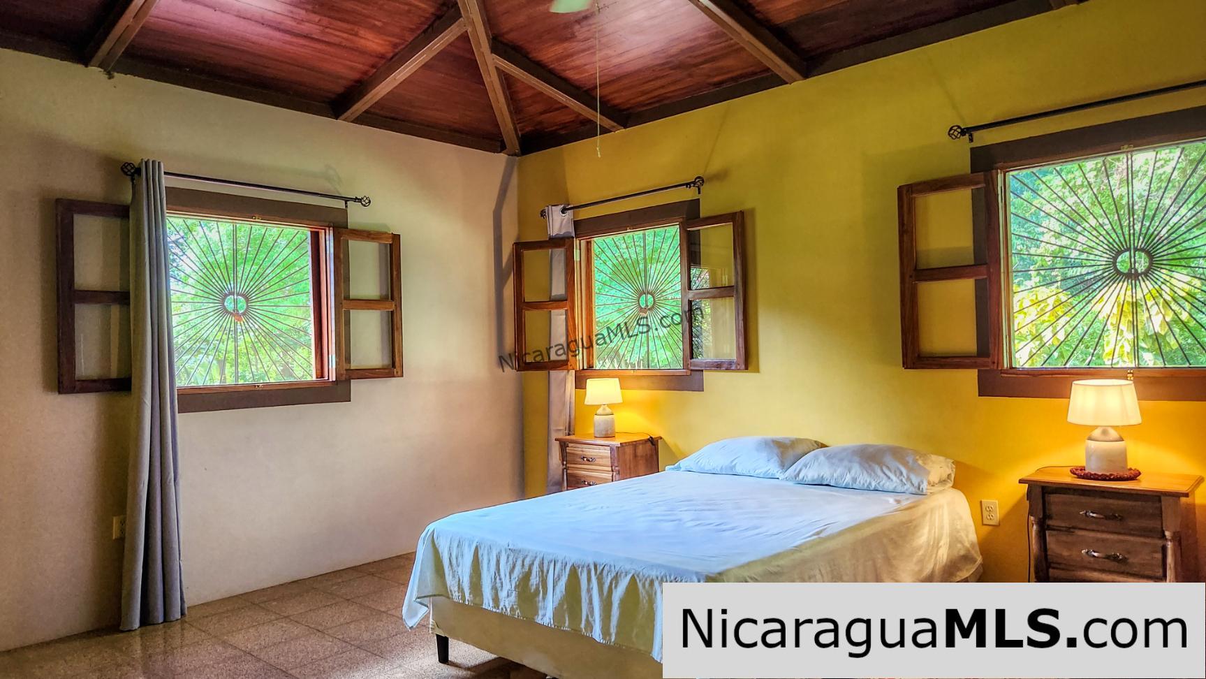 Beautiful Hacienda 2 acres on Ometepe Island - Image 16