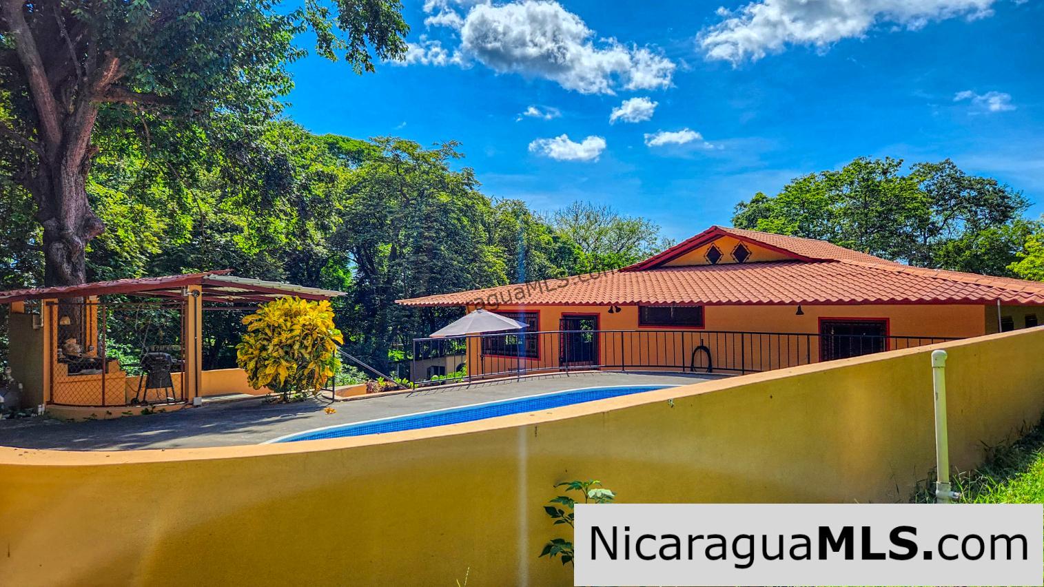 Beautiful Hacienda 2 acres on Ometepe Island - Image 5