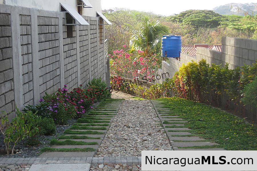 Two Bedroom Townhome La Talanguera San Juan del Sur - Image 9