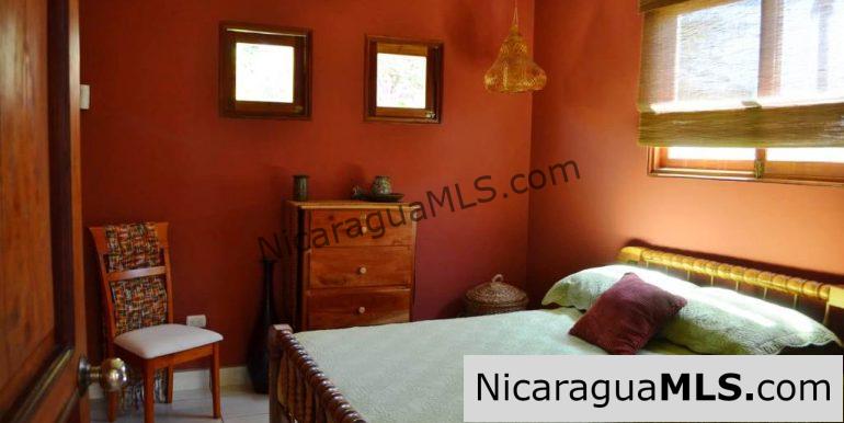 Garden lovers dream house in Lomas de Palermo - Image 9