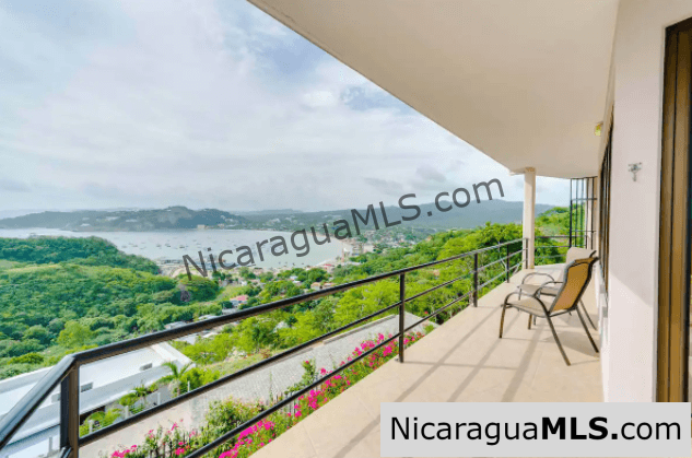 Casa Dos Vistas in Pacific Breezes - Image 8