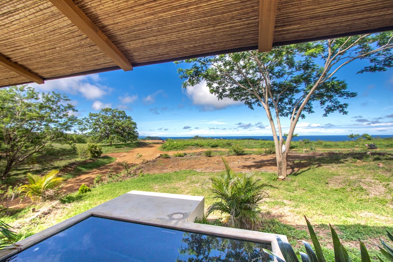 SOLD - Stylish Two-Bedroom Bungalow with Pacific Ocean Views - Image 18