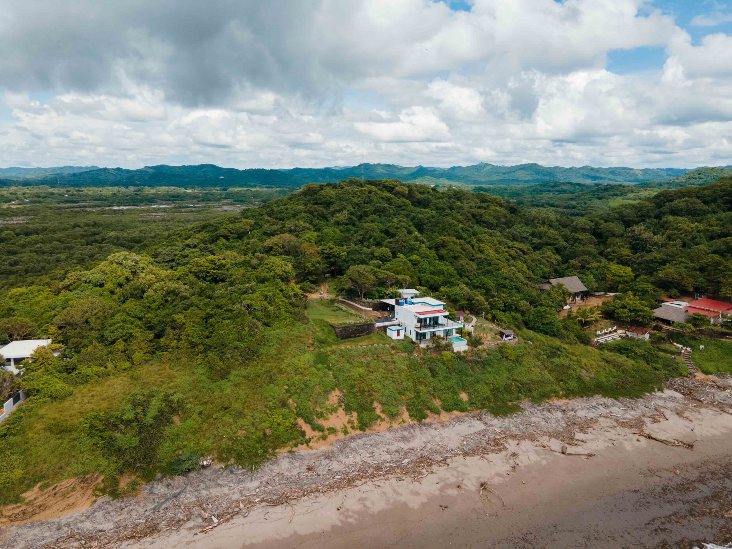 Luxury Beachfront House in Front of Popoyo Surf Break