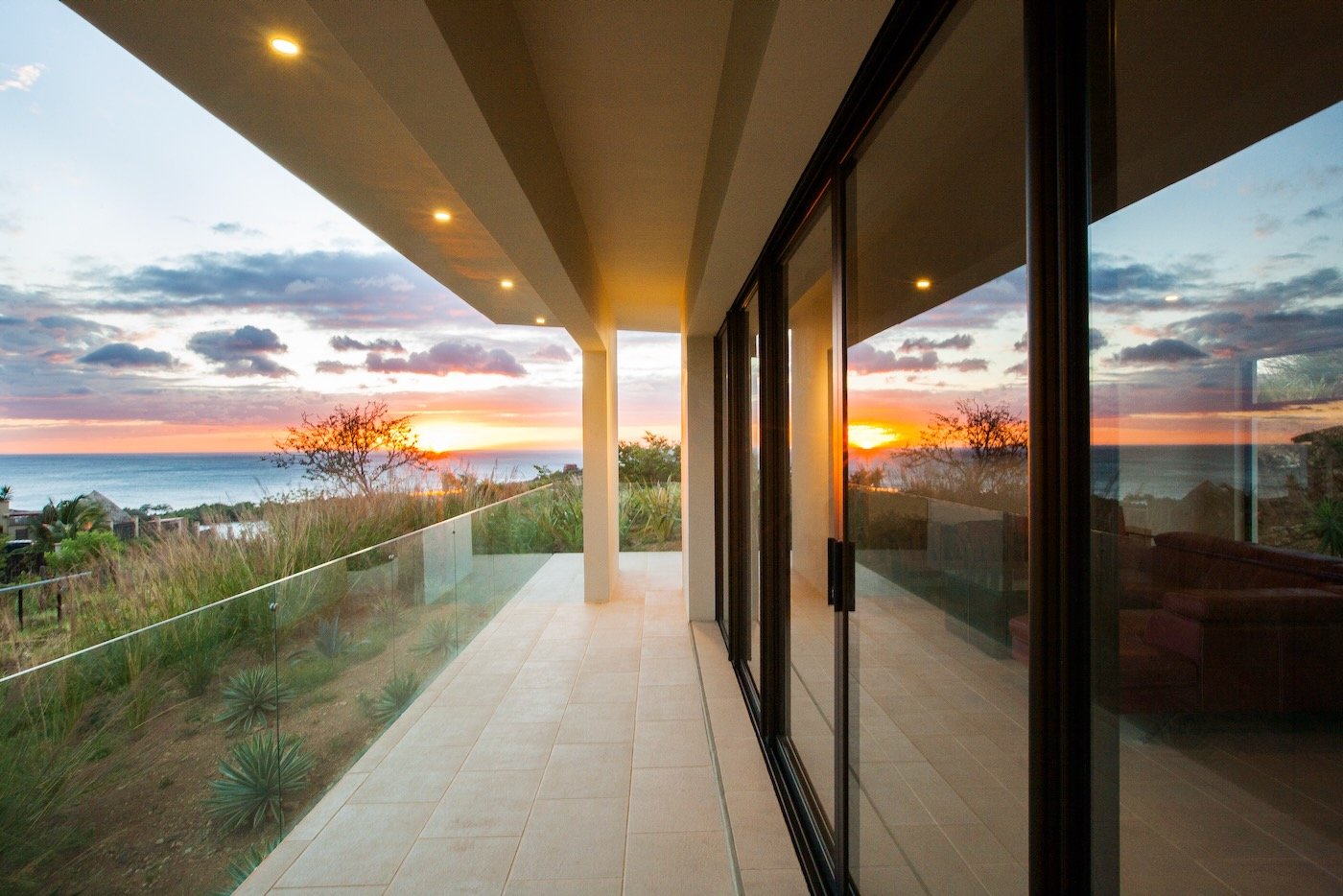Casa Wahoo, Above the Surf - Image 3