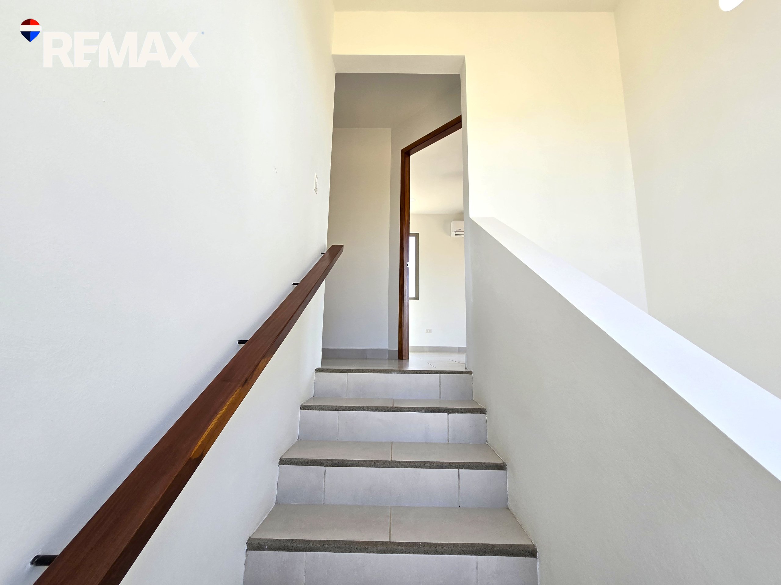 Dream Eco-Friendly Beach Home - Image 3