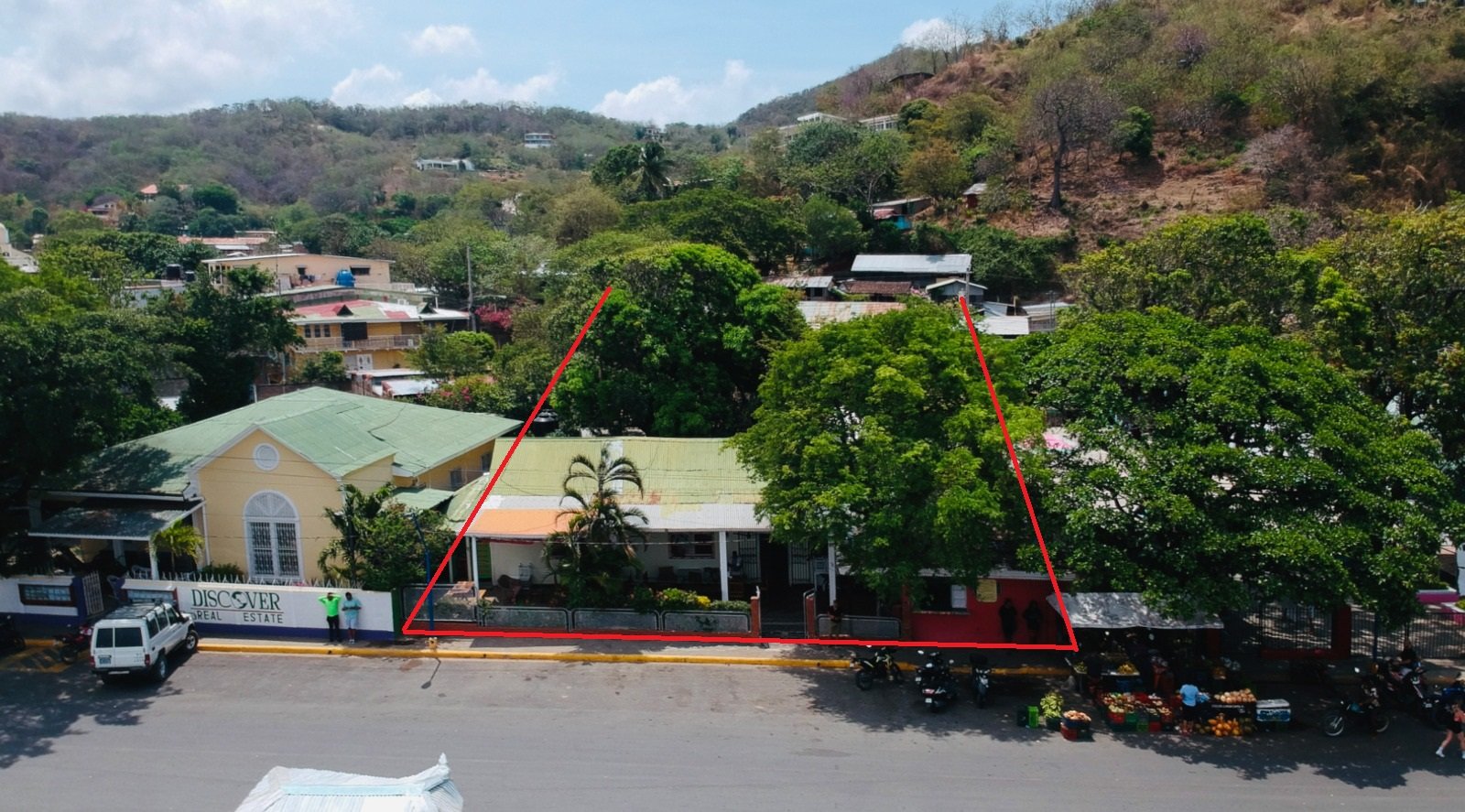 SOLD - Massive beachfront hostel for sale! - Image 26