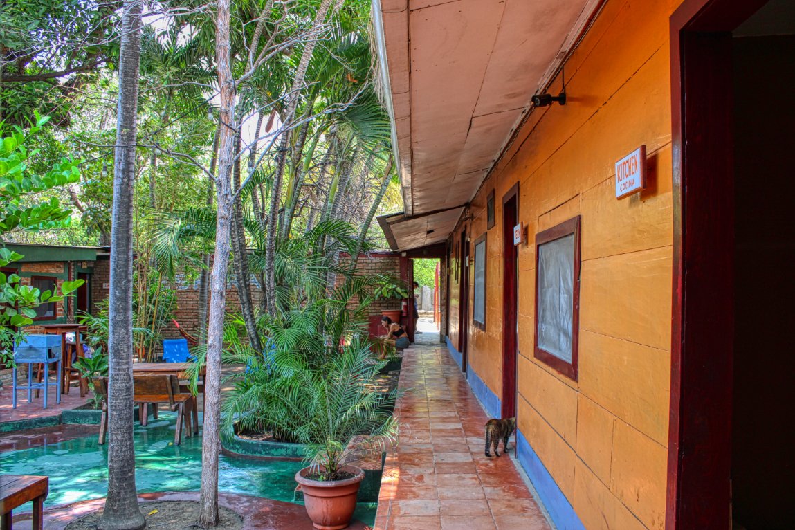 SOLD - Massive beachfront hostel for sale! - Image 7