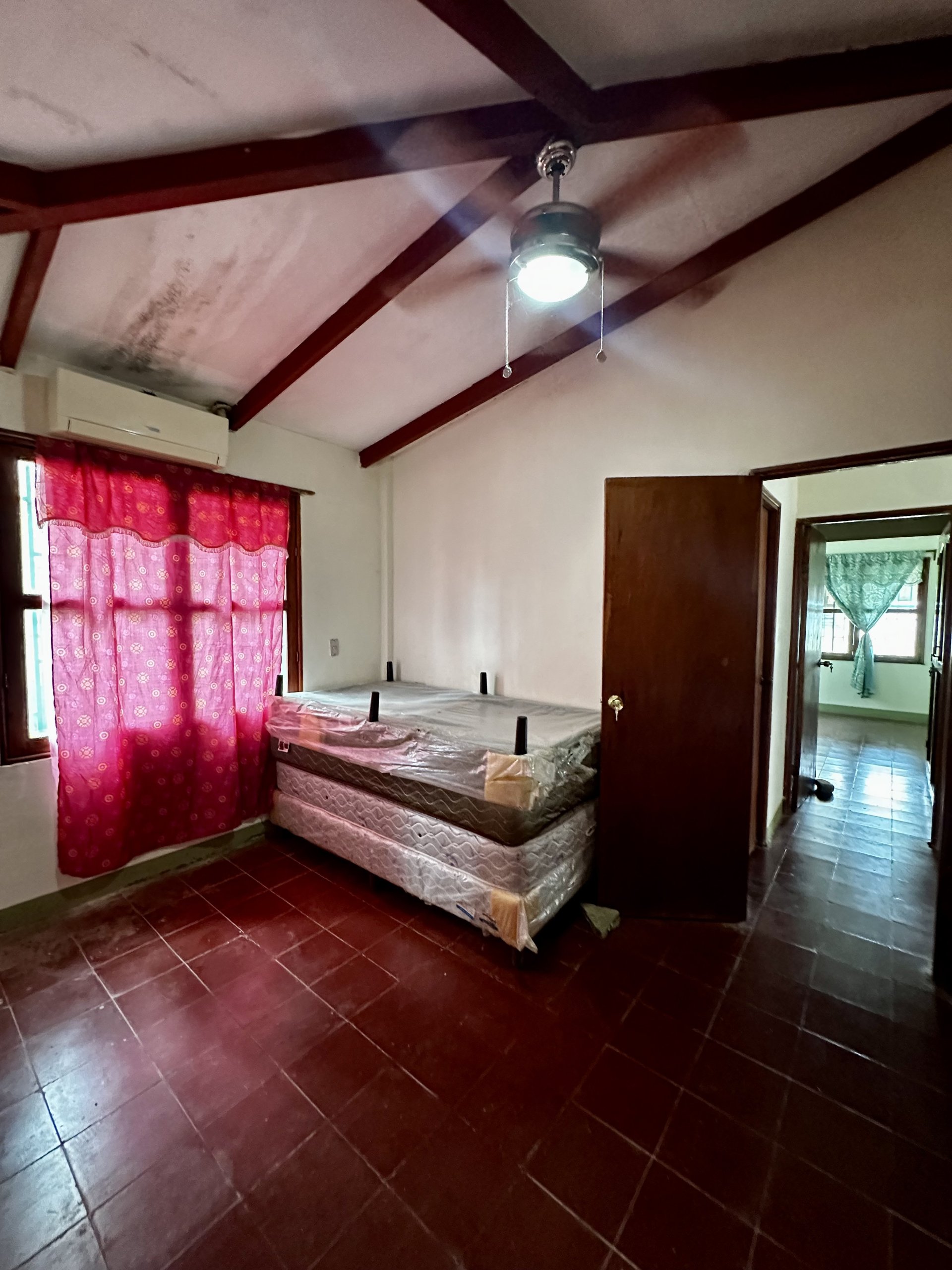SOLD - Fixer Upper with View of Remanso Beach - Image 11