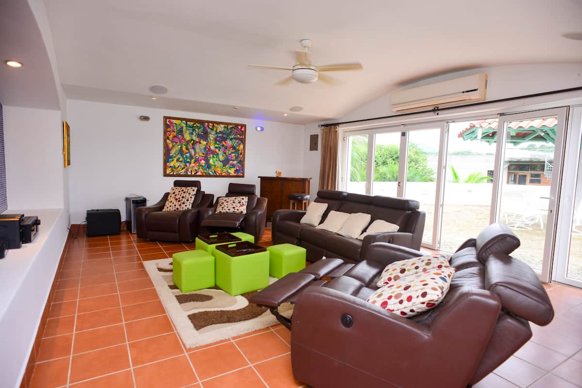Ocean View Spacious Home for Sale - Image 10