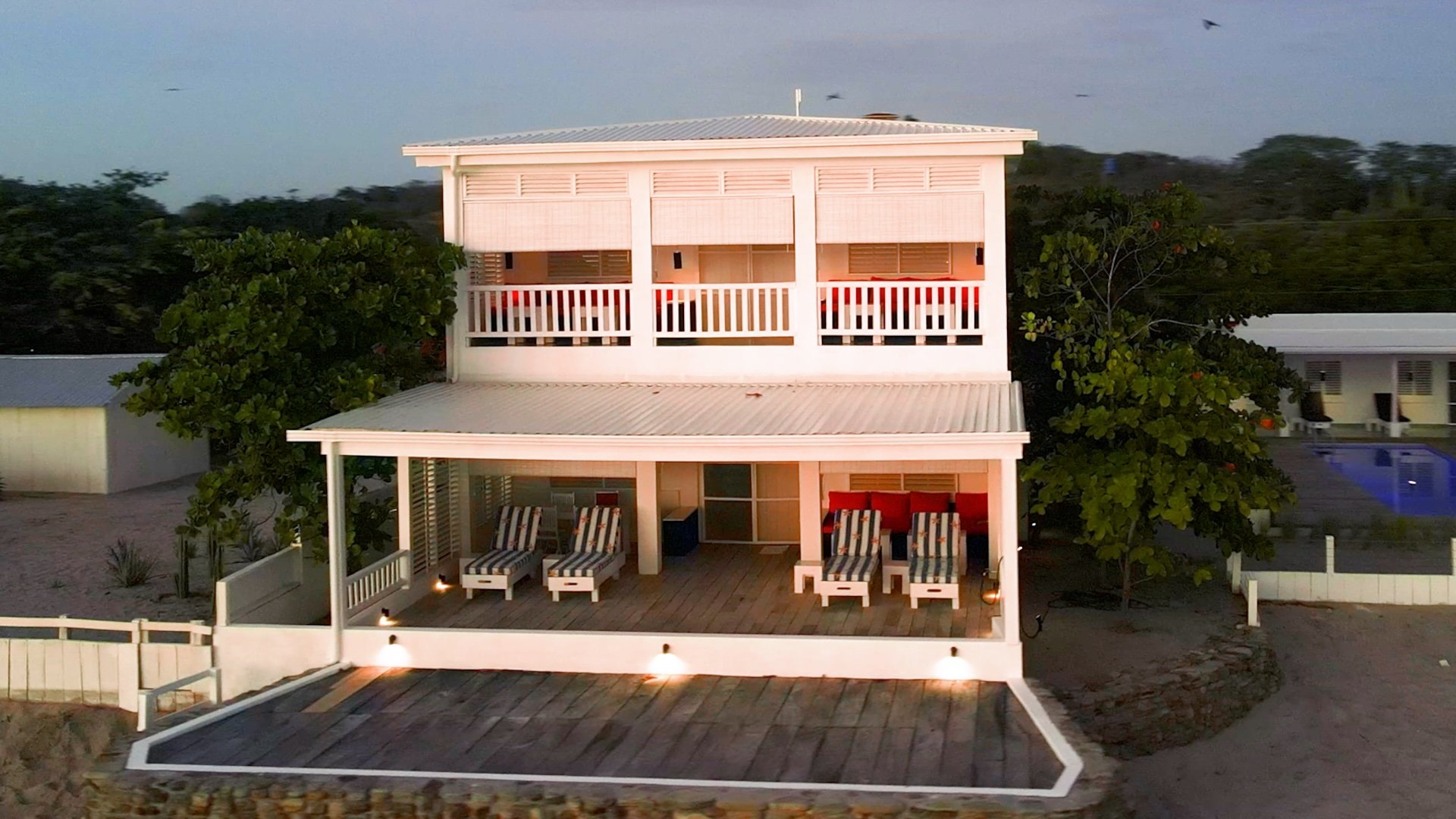 Popoyo Beachfront House + Large Multi-Use Lot - Image 15