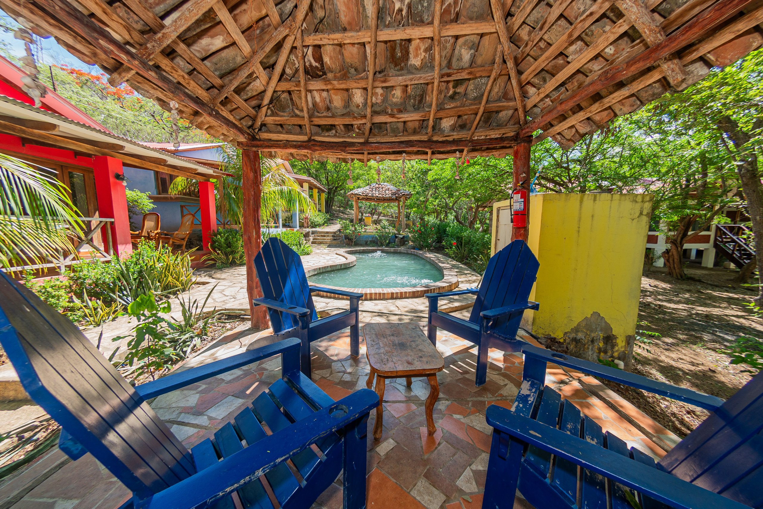 Nearly Beachfront on Playa el Coco: Apartamentos Los Volcanes in Playa el Coco, 4 Apartment Units with Swimming Pool for Sale - Image 4