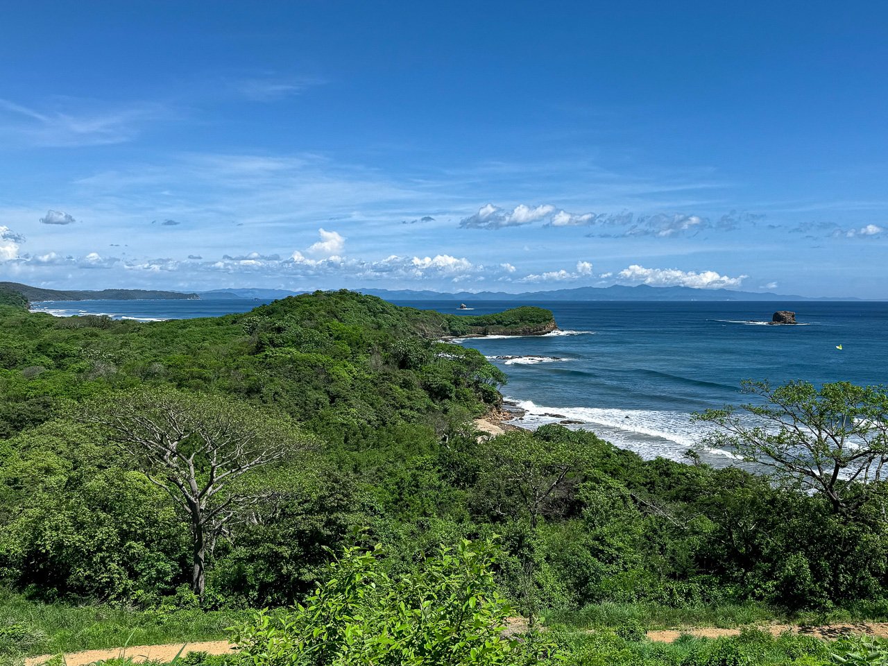 Walk to Playa Remanso in San Juan Del Sur, Nicaragua - Image 10