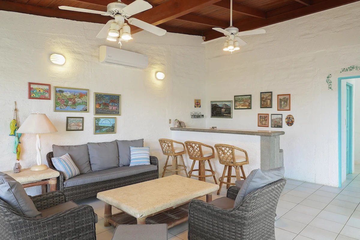 Spacious Sunlit Beachfront Home in San Juan Del Sur, Nicaragua - Image 4
