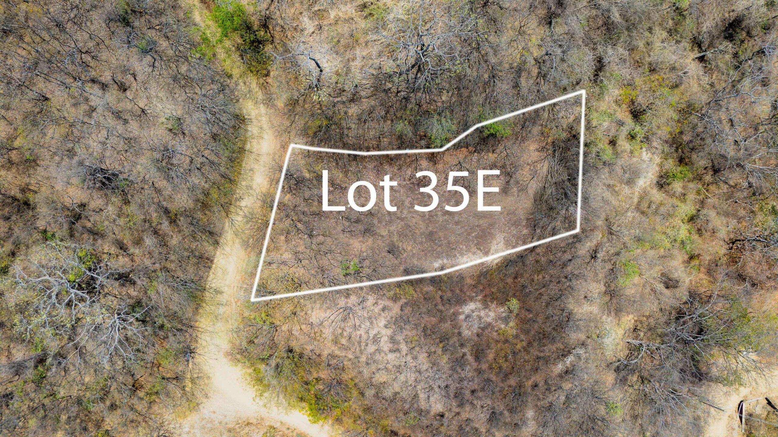 Flat Lot Near Playa Yankee in San Juan Del Sur, Nicaragua - Image 2