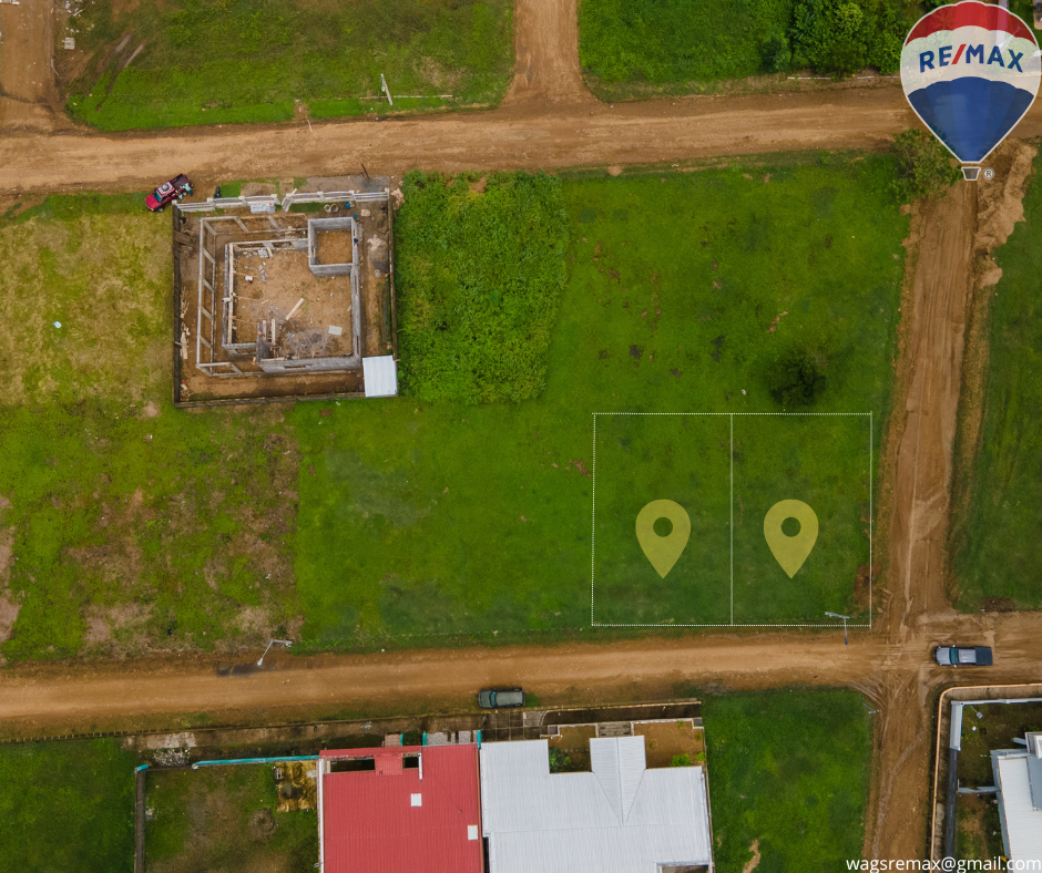 Resale lots at Villa San Juan - Image 3